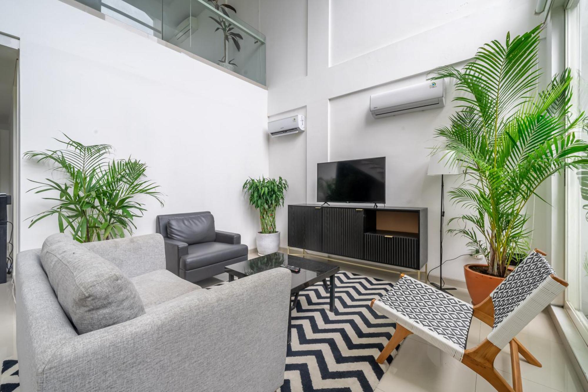Villa 2 Bedroom Loft In *